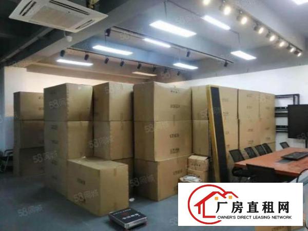  石岩北环路边原房东精装修700平方厂房出租，无转让费，可分租