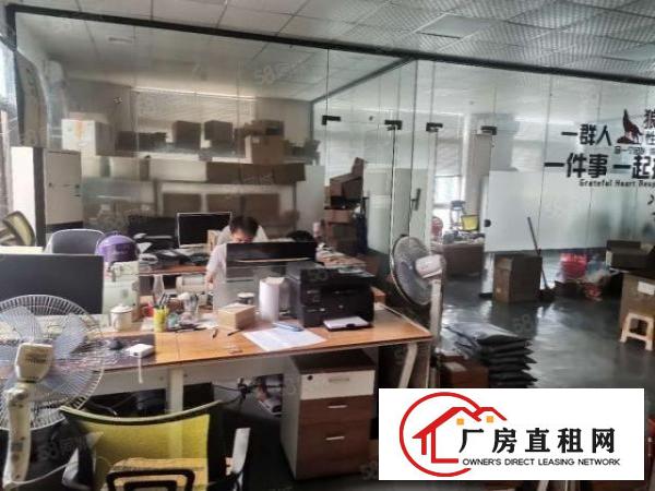  石岩机塘头荷高速出口2楼300平精装修不要转让费