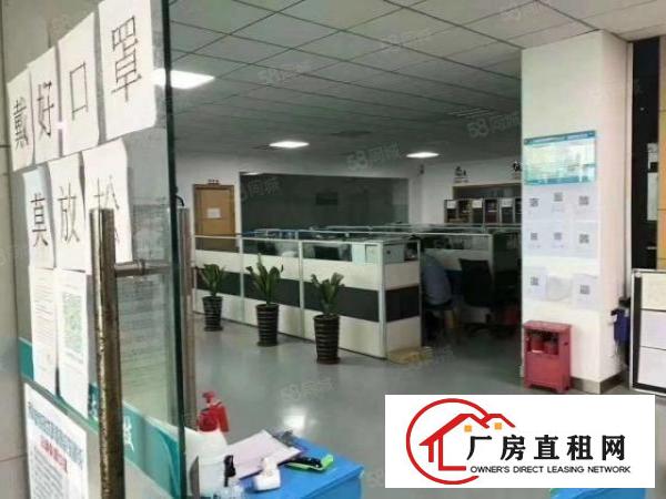  石岩新出楼上2000平带装修的厂房出租