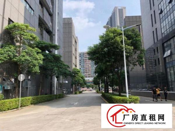  宝安石岩镇高速出口附近，楼上带精装修1100平方厂房出租