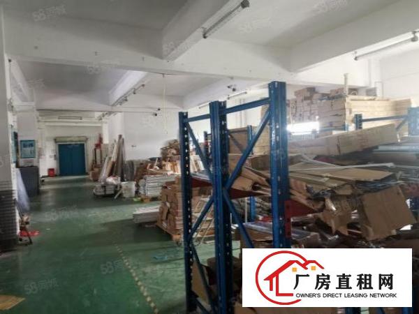  石岩原房东无公摊1660平，带装修免转让费，水电到位厂房出租