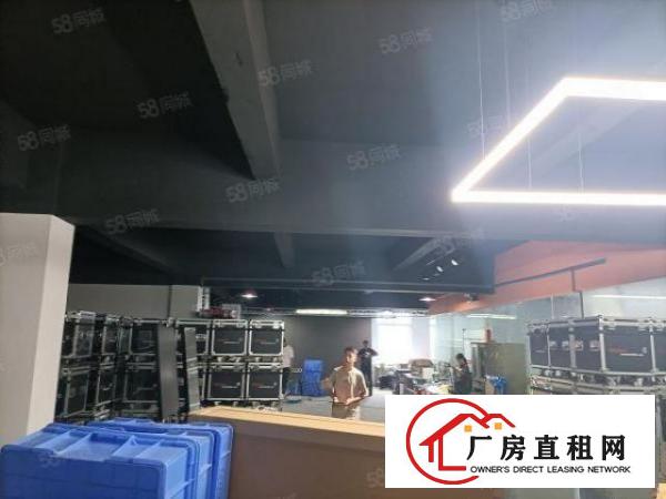  石岩汽车站新出二楼350平精装修无转让费