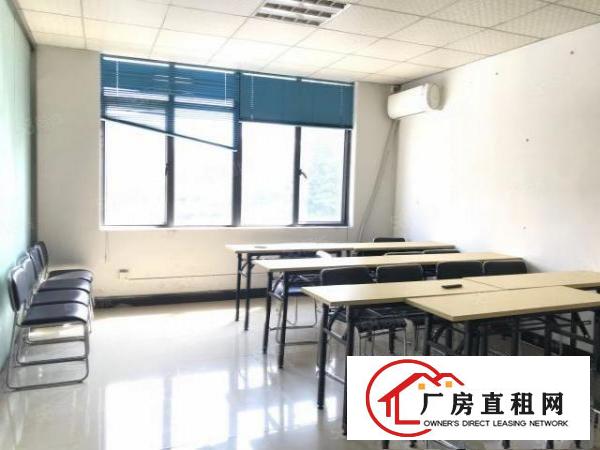  汽车站新出2楼210平精装修办公生产一体化厂房出租