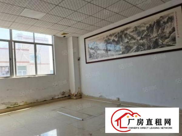  深圳宝安石岩石龙仔2楼1100平精装小厂房出租。