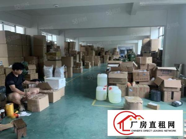  石岩塘头东海百货旁新出楼上450平精装厂房招租