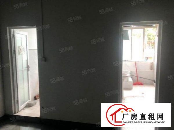  石岩园岭！！楼上精装200平。带办公室。