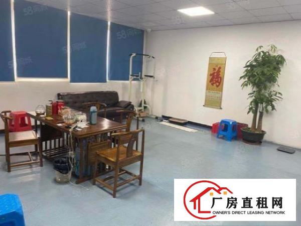  石岩北环楼上新出精装修厂房1900平米厂房租.