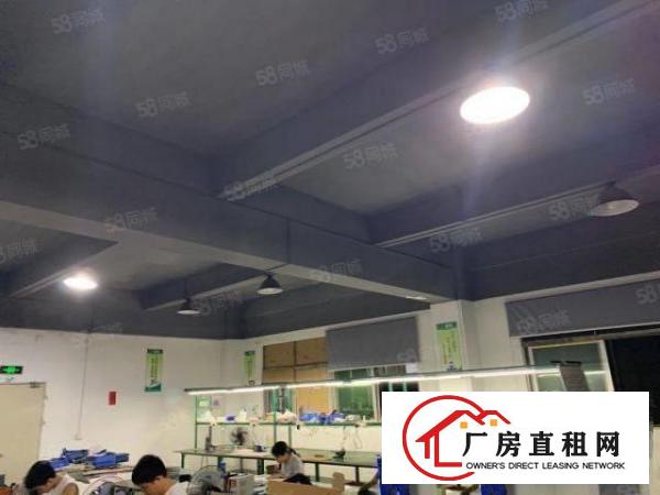  石岩北环路新出楼上340平带装修厂房出租