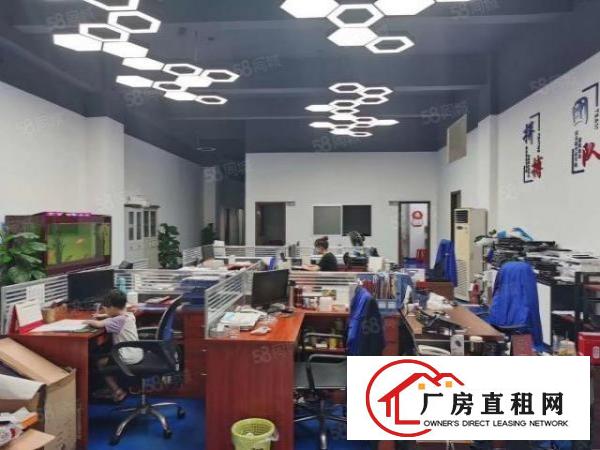  石岩物流园旁3楼整层3900平，精装修，实际面积出租