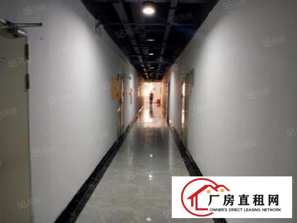  石岩新出楼上600平无尘车间出租