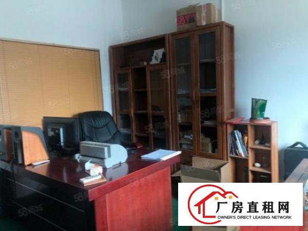  石岩汽车站附近，楼上520平豪华装修，按建筑面积出租