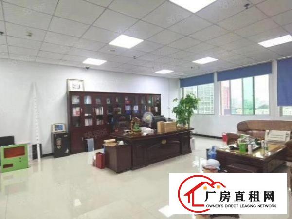  石岩上屋地铁口旁新出楼上1200平带装修厂房