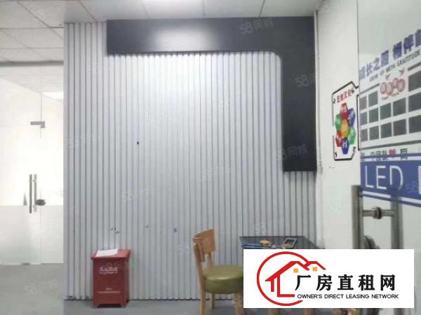  石岩镇新出原房东，楼上一整层带装修700平方厂房出租