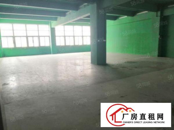  二楼带简装空置厂房出租