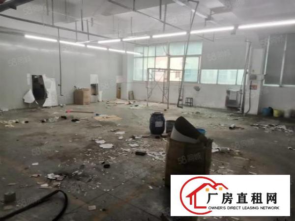  石岩6号线地铁口2楼整层2050平，精装修，无转让费
