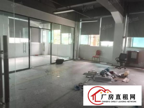  石岩6号线地铁口2楼整层2050平，精装修，无转让费
