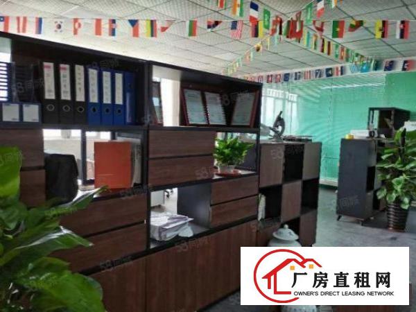  石岩料坑可分租租三楼900平方厂房转租！现成装修办公室地坪漆