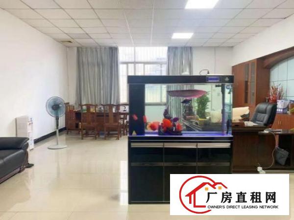  光明上村大型工业区楼上精装修厂房出租，形象佳空地超大
