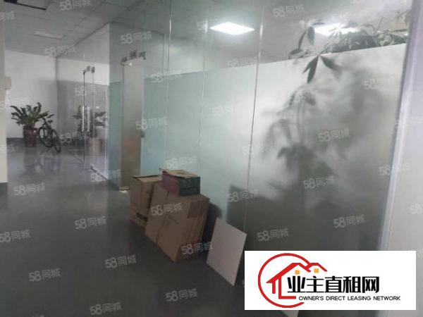  公明大围社区小面积260平厂房出租，精装修