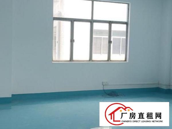  高速路口，小面积精装厂房出租