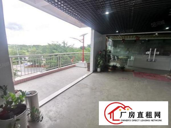  光明区楼上小面积850平方带装修厂房出租，高速出口，好招工。