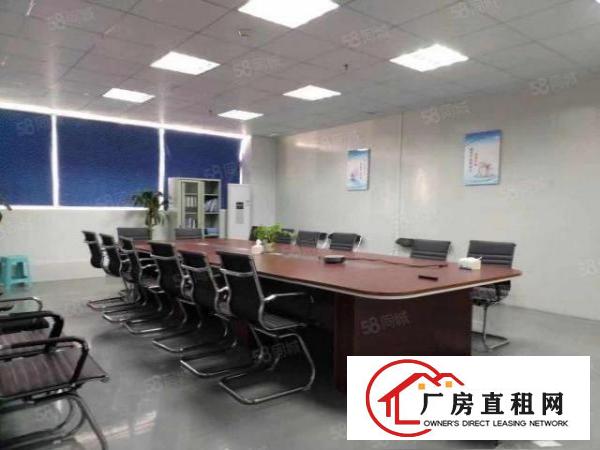  公明怡景工业城新出村委楼上带装修2000平方厂房招租