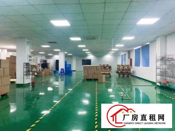  光明龙大高速旁楼上精装修厂房出租，水电到位，形象佳，可办环评