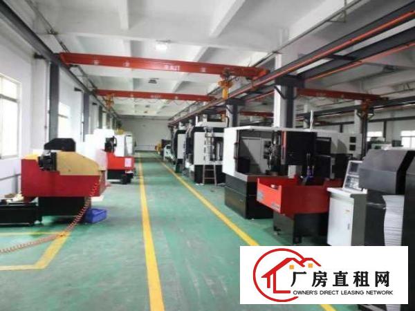  出租公明2000平一层厂房出租可分租，带行吊精装厂房