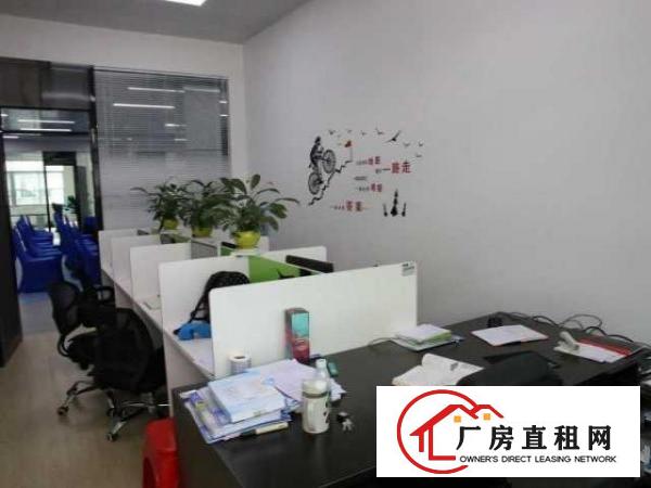  出租公明2000平一层厂房出租可分租，带行吊精装厂房