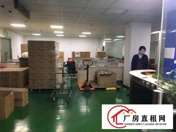  公明长圳楼上1000平米带精装修厂房出租，无转让费布局合理！