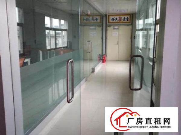  出租光明区公明下村独栋厂房一、三楼出租，面积实在，非中介
