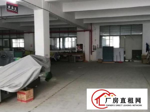  厂房位于一楼，工业区交通便利，车位充足