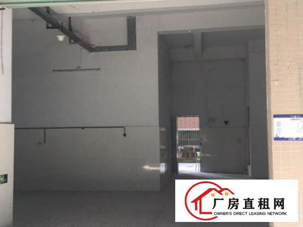  一楼店铺出租，可以做美图外卖。仓库。独立大院，车辆好进出