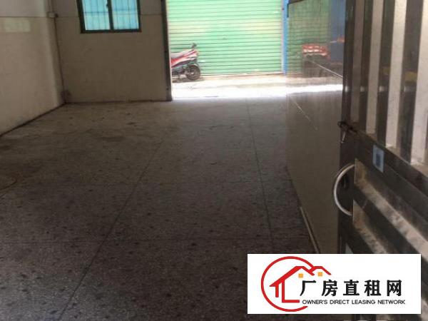  一楼店铺出租，可以做美图外卖。仓库。独立大院，车辆好进出