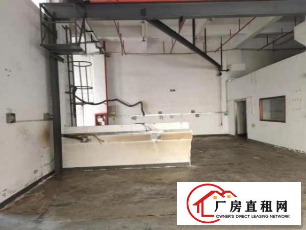  公明根竹园急租一楼550平厂房，证件齐全，靠近主干道
