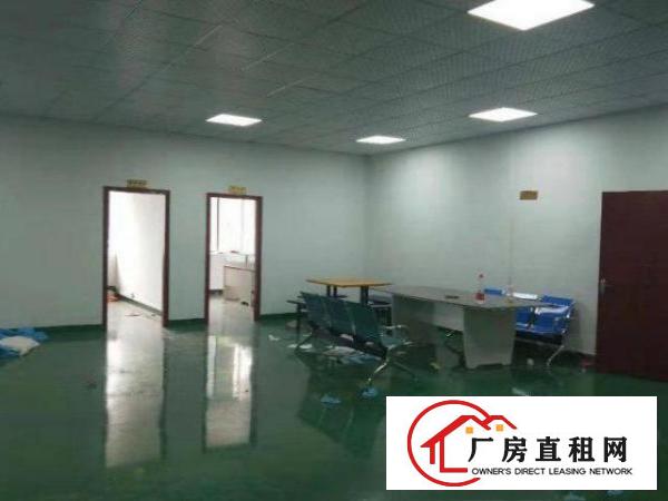  公明东坑有3楼200平厂房，水电齐全，停车方便