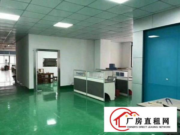  公明下村二楼精装修厂房500平出租，有电梯，位置好