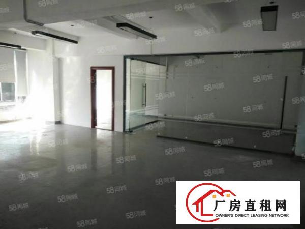 公明下村社区出租楼上180平精装厂房，水电齐全