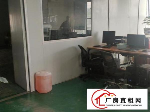  楼村公常路边上，精装修厂房