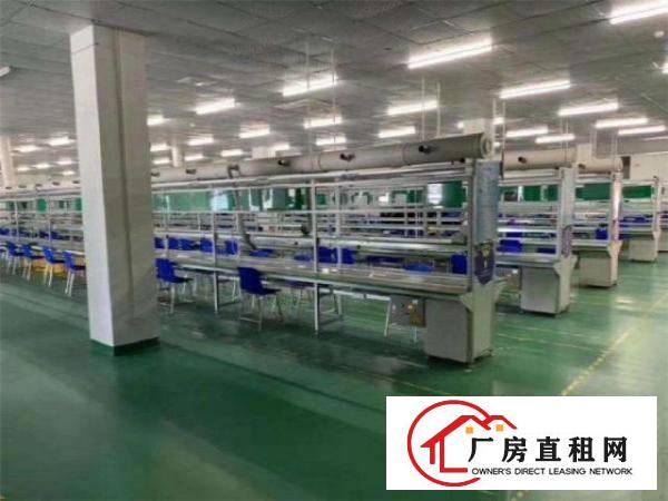  笋盘公明西田工业区楼上1380方水电现成，带地坪漆无尘车间