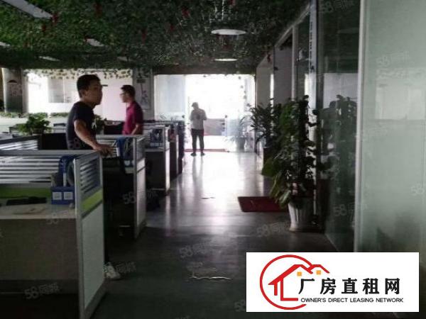  公明田寮新出楼上900平精装厂房出租，适合轻工业，水电齐全。