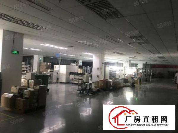  有红本公明高新园区新出楼上1800平带精装修厂房出租！