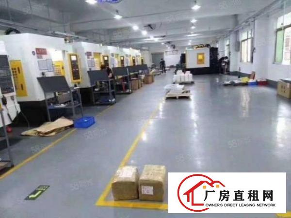  公明汽车站新出原房东楼上带装修800平方厂房招租
