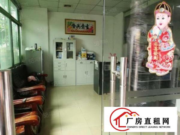  光明玉律新出一楼精装修980平方厂房，水电到位，带有阁楼