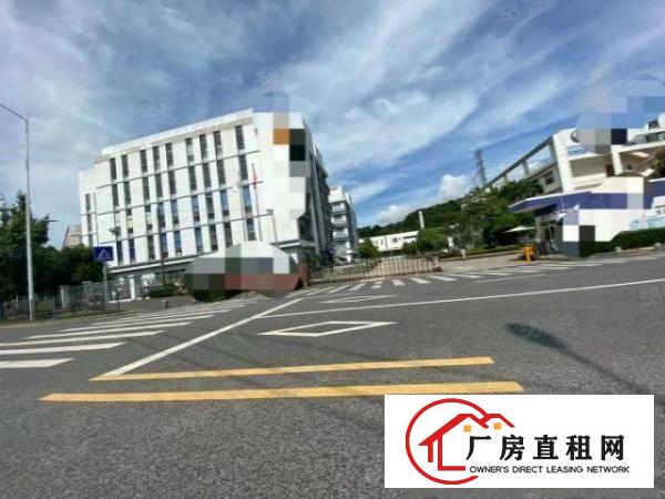  光明主干道旁大型园区3300平厂房出租，无尘车间，无转让费