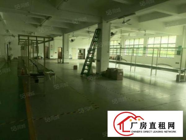  公明白花洞新出楼上2100平精装修厂房招租