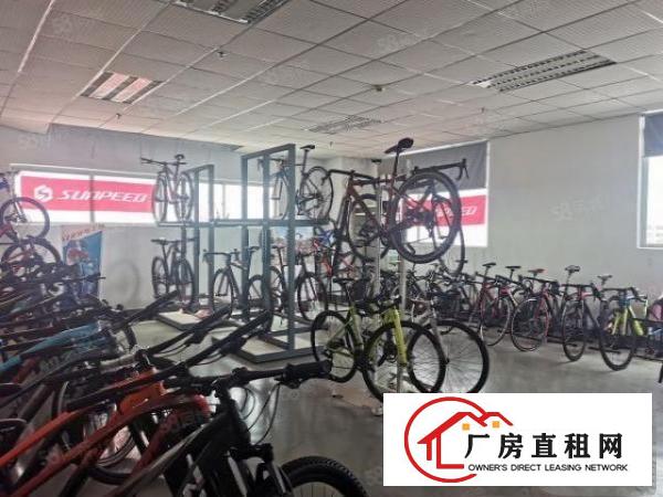  公明南光高速出口新出1880平方带装修厂房无转让费