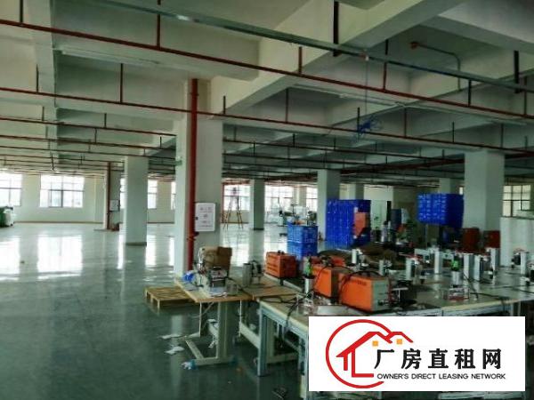  全新二楼厂房出租，带装修。大小分租