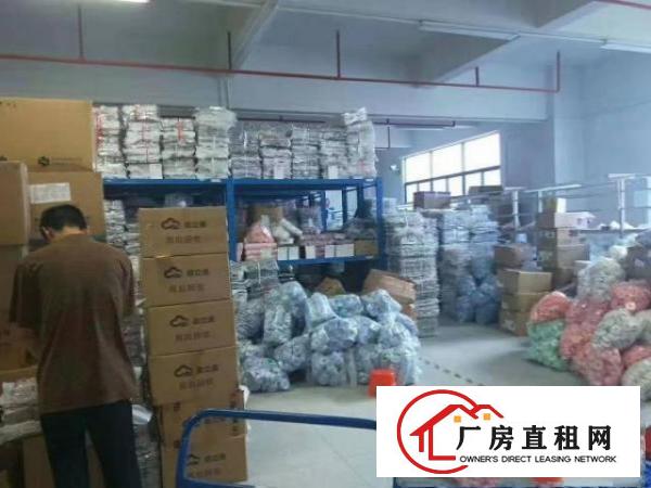  出租长安镇街口乌沙320平方小厂房，大小面积齐全，任意分租