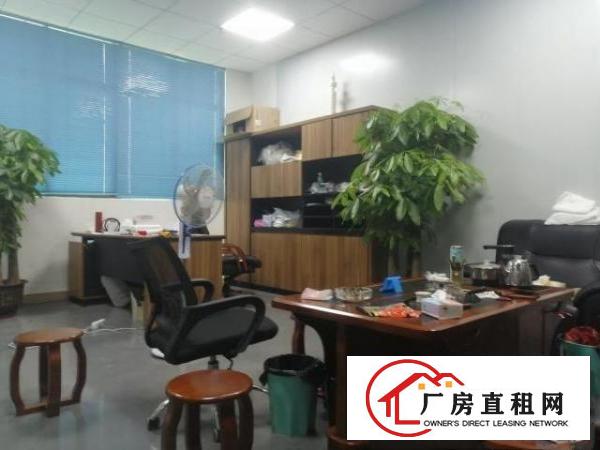  长安全新重工业厂房楼上无尘车间，豪华办公室装修，水电齐全。